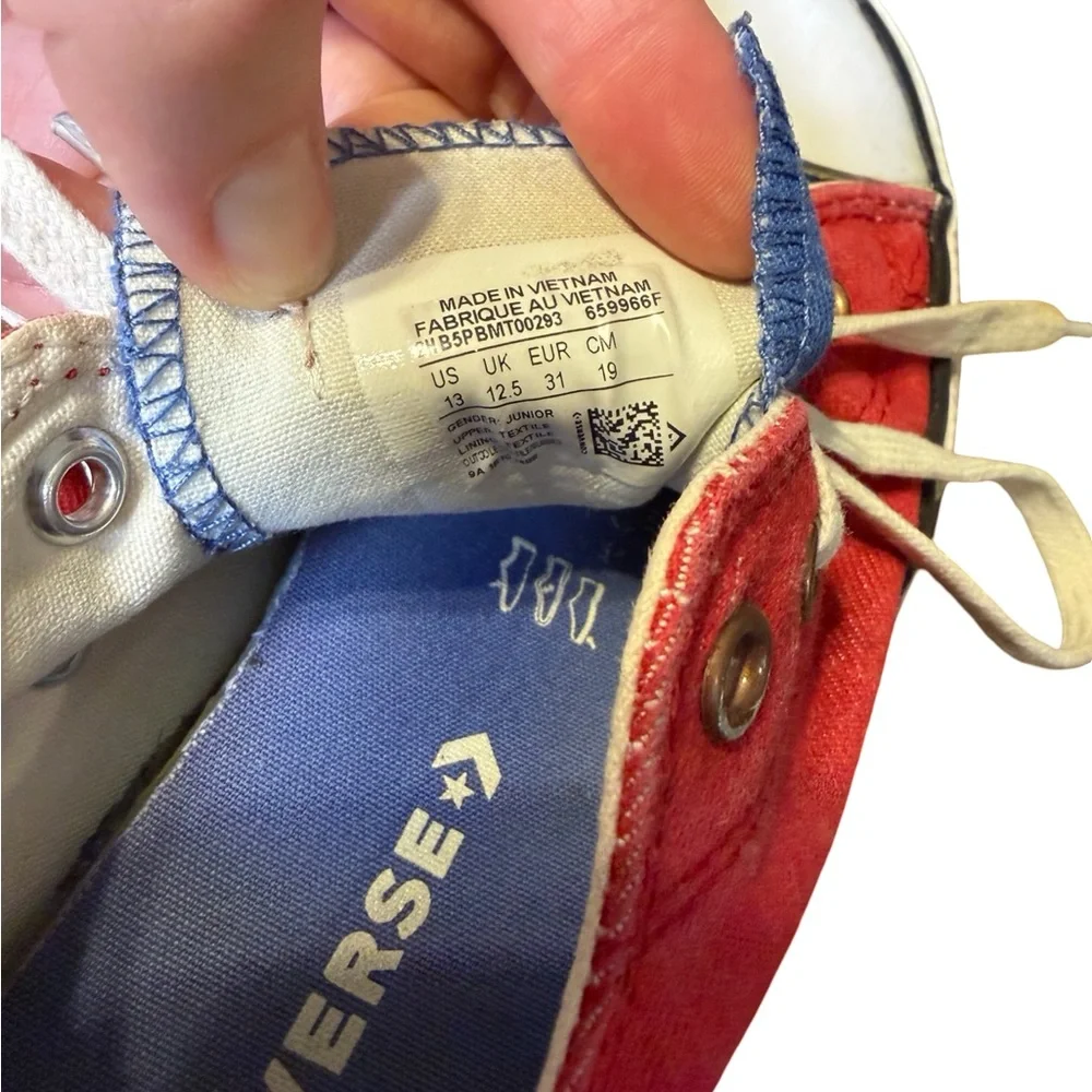 ❤️✨ Converse Chuck Taylor All Star Red‎ High-Top Sneakers Youth 13 ✨❤️